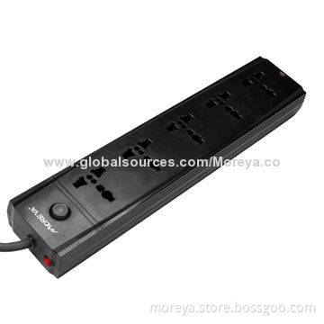 Power Strip of Universal Standard, with 5 Socket Outlets, Extension Cord and Overload Protection